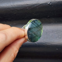 (T) Solid Sterling Silver & Natural Labradorite Round Handmade Solitaire Ring