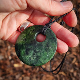 NZ Greenstone Pounamu Disk Pendant Necklace (N981)