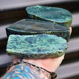 1kg Raw New Zealand Greenstone / Pounamu Carving Slices (R14B414)