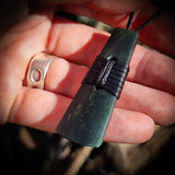 NZ Greenstone Pounamu Toki Pendant Necklace (N709)