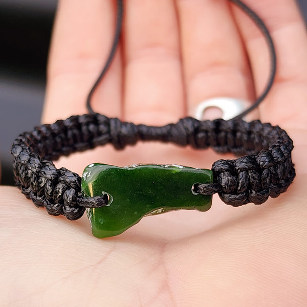 New Zealand Greenstone One Off Macrame Bracelet (1A3-747)
