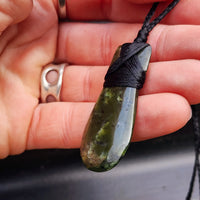 Nephrite Greenstone Patu Pendant Necklace (N334)