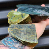 1kg (BUTTS) Raw New Zealand Greenstone / Pounamu Carving Slices (R14B427)