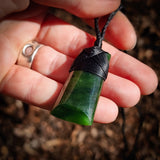 NZ Greenstone Pounamu Toki Pendant Necklace (N1016)