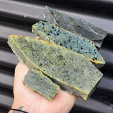 1kg Raw New Zealand Greenstone / Pounamu Carving Slices (R14B157)