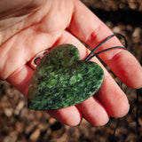 NZ Greenstone Pounamu Heart Pendant Necklace (N1038)