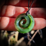 NZ Greenstone Pounamu Closed Koru Pendant Necklace (N794)