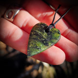 NZ Greenstone Pounamu Heart Pendant Necklace (N816)