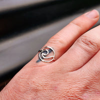 (Q) Solid 925 Sterling Silver Wave Ring