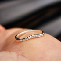 (O) Solid 925 Sterling Silver & CZ Diamond 1.58mm Chevron Band Ring