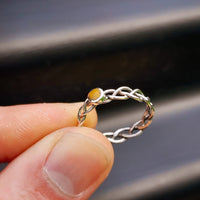 (Q) Solid 925 Sterling Silver & Natural Tiger Eye Celtic Band Ring