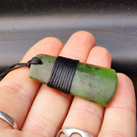 NZ Greenstone Pounamu Carved Toki Pendant Necklace With Mid Binding