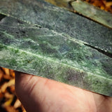 1KG Raw NZ Greenstone Pounamu Nephrite Carving Slices (R14B623)