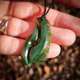 NZ Greenstone Pounamu Notched Fern Hook Pendant Necklace (N902)