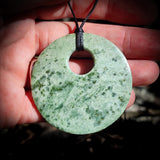 NZ Greenstone Pounamu Disk Pendant Necklace (N424)