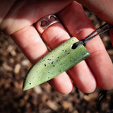 NZ Greenstone Pounamu Niho Pendant Necklace (N1081)