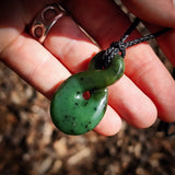 Natural Jade Pikorua Twist Pendant Necklace (N1156)
