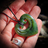 NZ Greenstone / Pounamu Double Koru Heart Pendant Necklace (N684)