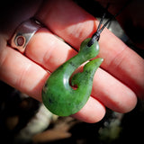 NZ Greenstone / Pounamu Whale Tail Hook Pendant Necklace (N713)
