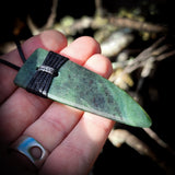 NZ Greenstone Pounamu Niho Tooth Pendant Necklace (N703)