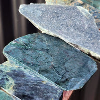 1kg Raw New Zealand Greenstone / Pounamu Carving Slices (R14B245)