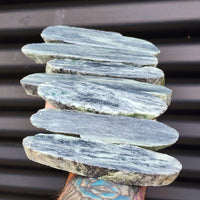 1kg Raw New Zealand Greenstone / Pounamu Carving Slices (R14B231)
