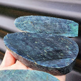 1kg Raw New Zealand Greenstone / Pounamu Carving Slices (R14B431)