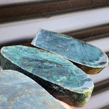 1kg Raw New Zealand Greenstone / Pounamu Carving Slices (R14B394)