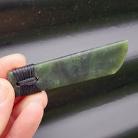 NZ Greenstone Pounamu Toki Pendant Necklace (N243)