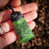NZ Greenstone Pounamu Etched Toki Pendant Necklace (N927)