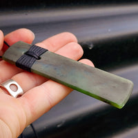 NZ Greenstone Pounamu Toki Pendant Necklace (N373)