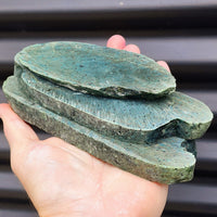 1kg Raw New Zealand Greenstone / Pounamu Carving Slices (R14B239)