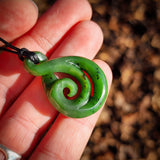 NZ Greenstone Pounamu Koru Twist Pendant Necklace (N954)
