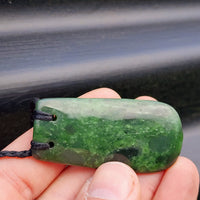 Nephrite Greenstone Patu Pendant Necklace (N332)