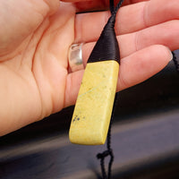 NZ Yellow Greenstone Pounamu Toki Pendant Necklace (N228)