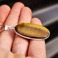 Silver Plated Natural Tiger Eye Handmade Oval Shaped Necklace (30X43)