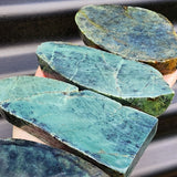 1kg Raw New Zealand Greenstone / Pounamu Carving Slices (R14B432)