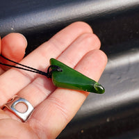 New Zealand Greenstone Pounamu Pendant Necklace (AJJC2323)