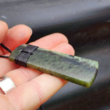 NZ Greenstone Pounamu Toki Pendant Necklace (N393)