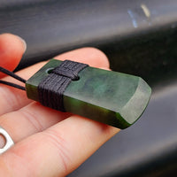 NZ Greenstone Pounamu Toki Pendant Necklace (N371)
