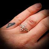 (Q) Solid 925 Sterling Silver 15mm Celtic Knot Heart Ring