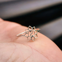(T) Solid 925 Sterling Silver Yin Yang Lotus Ring