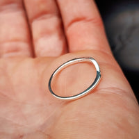 (O) Solid 925 Sterling Silver & CZ Diamond 1.58mm Chevron Band Ring