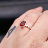 (R) Solid 925 Sterling Silver & Natural Garnet Handmade Rectangle Ring
