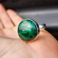 Solid 925 Sterling Silver & Natural Malachite Round Solitaire Handmade Ring