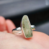 (R) Solid 925 Sterling Silver & Natural Raw Green Kyanite Handmade Ring