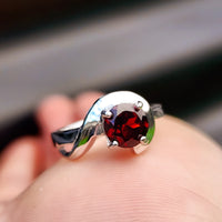 (Q) Solid 925 Sterling Silver & Wrapped Natural Garnet Signet Ring