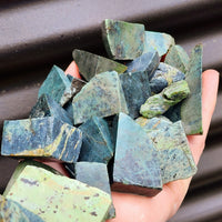 1kg Raw New Zealand Greenstone Offcuts / Pounamu Pieces