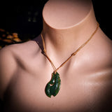 NZ Greenstone Pounamu Notched Fern Hook Pendant Necklace (N805)