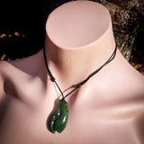 NZ Greenstone Pounamu Notched Fern Hook Pendant Necklace (N902)